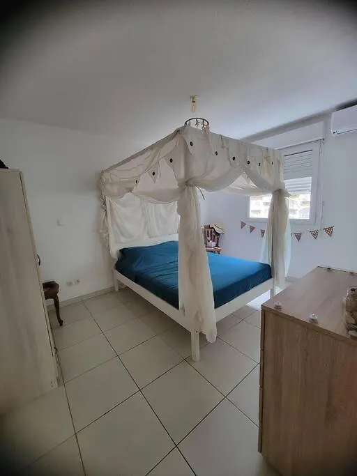 Apartment Agreable Appartement A 2 Pas De La Mer Les Trois-Ilets Martinique