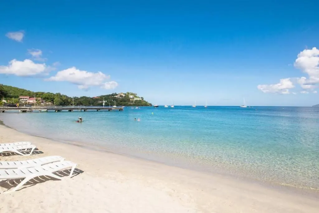 Apartment Agreable Appartement A 2 Pas De La Mer Les Trois-Ilets